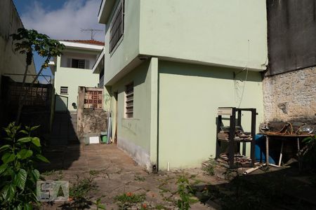 Casa à venda com 300m², 5 quartos e 4 vagas Casa à venda com 300m², 5 quartos e 4 vagasQuintal