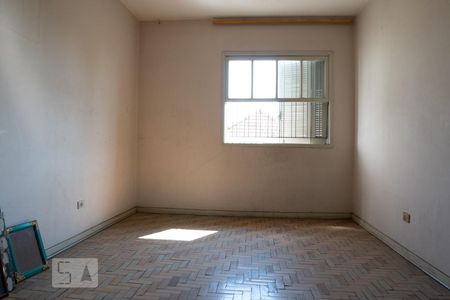 Casa à venda com 300m², 5 quartos e 4 vagas Casa à venda com 300m², 5 quartos e 4 vagasQuarto 3