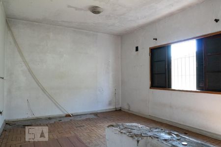 Casa à venda com 300m², 5 quartos e 4 vagas Casa à venda com 300m², 5 quartos e 4 vagasQuarto 4