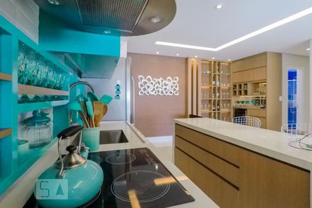 Apartamento à venda com 74m², 2 quartos e 2 vagasCozinha