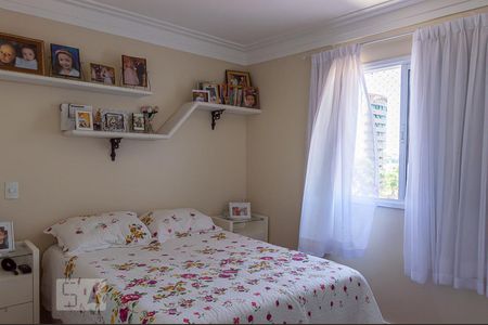 Apartamento à venda com 82m², 2 quartos e 2 vagas Apartamento à venda com 82m², 2 quartos e 2 vagasQuarto 2 - Suíte