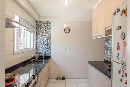 Apartamento à venda com 82m², 2 quartos e 2 vagas Apartamento à venda com 82m², 2 quartos e 2 vagasCozinha