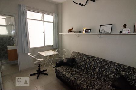 Sala/Quarto de kitnet/studio à venda com 1 quarto, 19m² em Centro, Rio de Janeiro