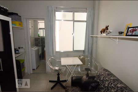 Sala/Quarto de kitnet/studio à venda com 1 quarto, 19m² em Centro, Rio de Janeiro