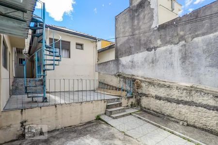 Casa à venda com 70m², 1 quarto e 1 vagaQuintal