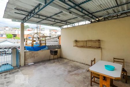 Casa à venda com 70m², 1 quarto e 1 vagaQuintal