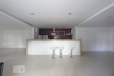 Apartamento à venda com 143m², 3 quartos e 2 vagasÁrea comum - Salão de festas