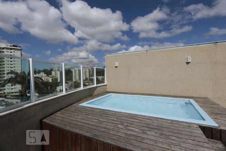 Apartamento à venda com 143m², 3 quartos e 2 vagasPiscina Coberta