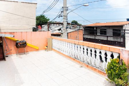 Casa à venda com 125m², 5 quartos e 3 vagas Casa à venda com 125m², 5 quartos e 3 vagasCasa 1 - Varanda