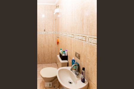 Casa à venda com 125m², 5 quartos e 3 vagas Casa à venda com 125m², 5 quartos e 3 vagasCasa 3 - Banheiro 2