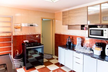 Casa à venda com 125m², 5 quartos e 3 vagas Casa à venda com 125m², 5 quartos e 3 vagasCasa 1 - Cozinha