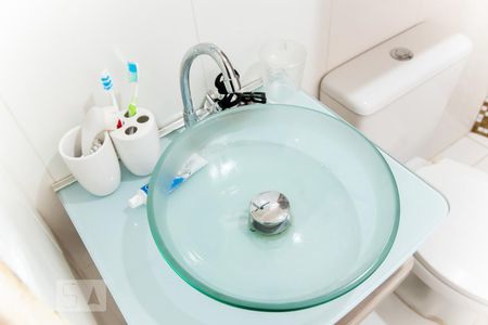 Casa à venda com 125m², 5 quartos e 3 vagas Casa à venda com 125m², 5 quartos e 3 vagasCasa 3 - Banheiro da Suite