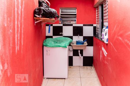 Casa à venda com 125m², 5 quartos e 3 vagas Casa à venda com 125m², 5 quartos e 3 vagasCasa 2 e 3 - Area de Serviço