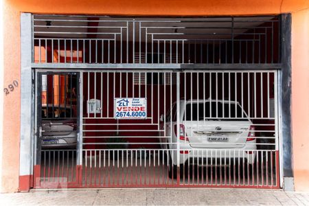 Casa à venda com 125m², 5 quartos e 3 vagas Casa à venda com 125m², 5 quartos e 3 vagasFachada