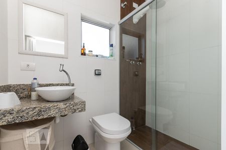 Casa à venda com 235m², 5 quartos e 2 vagas Casa à venda com 235m², 5 quartos e 2 vagasBanheiro casa 2