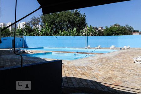 Apartamento à venda com 52m², 2 quartos e 1 vaga Apartamento à venda com 52m², 2 quartos e 1 vagaÁrea comum - Piscina