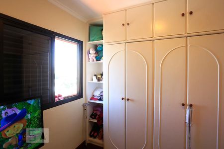 Apartamento à venda com 115m², 3 quartos e 2 vagasQuarto 2