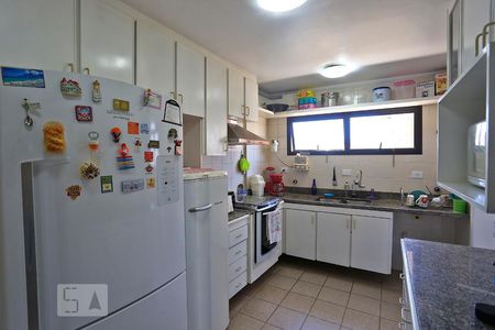 Apartamento à venda com 115m², 3 quartos e 2 vagasCozinha