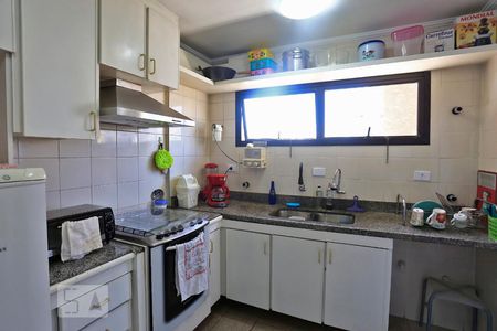 Apartamento à venda com 115m², 3 quartos e 2 vagasCozinha