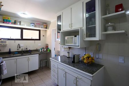 Apartamento à venda com 115m², 3 quartos e 2 vagasCozinha