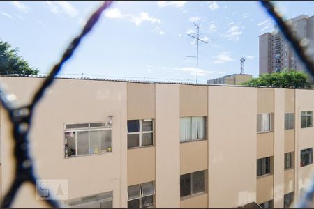 Apartamento à venda com 72m², 2 quartos e sem vagaVista