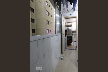 Apartamento à venda com 91m², 3 quartos e 1 vaga Apartamento à venda com 91m², 3 quartos e 1 vagaÁrea de Serviço