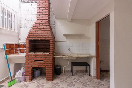 Casa à venda com 148m², 2 quartos e 1 vagaQuintal