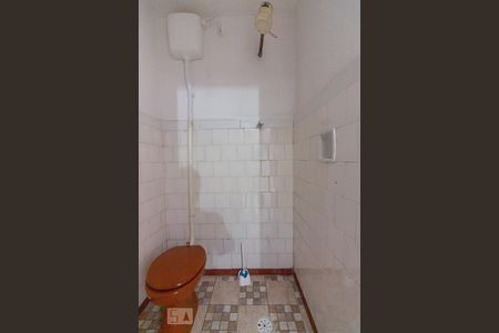 Casa à venda com 148m², 2 quartos e 1 vagaBanheiro