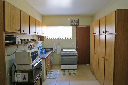 Casa à venda com 180m², 3 quartos e 2 vagasCozinha