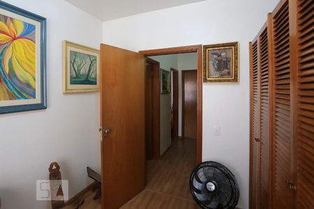 Casa à venda com 180m², 3 quartos e 2 vagasQuarto 1