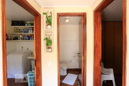 Casa à venda com 180m², 3 quartos e 2 vagasDependências de Serviço