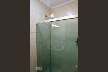 Casa à venda com 180m², 3 quartos e 2 vagasBanheiro do Corredor