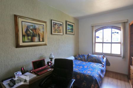 Casa à venda com 180m², 3 quartos e 2 vagasQuarto 2