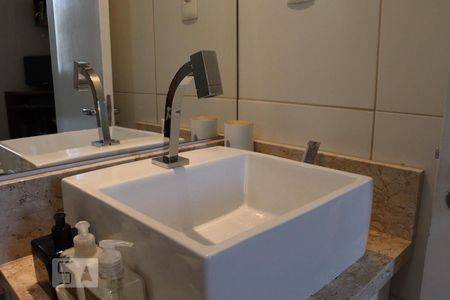 Apartamento à venda com 70m², 3 quartos e 1 vagaBanheiro do Quarto 1