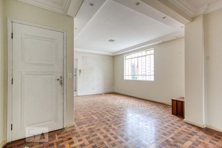 Sala de apartamento para alugar com 3 quartos, 130m² em Centro, Curitiba