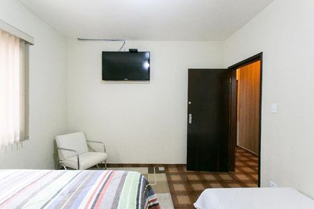 Casa à venda com 250m², 3 quartos e 8 vagasSuíte