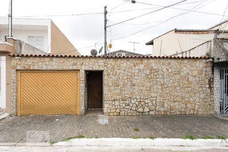 Casa à venda com 250m², 3 quartos e 8 vagasFachada