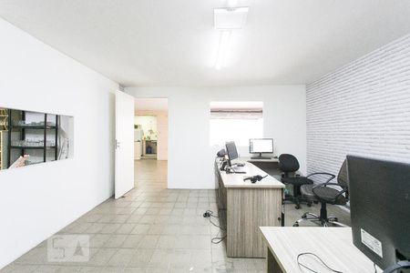 Casa à venda com 250m², 3 quartos e 8 vagasGaragem - Sala 2