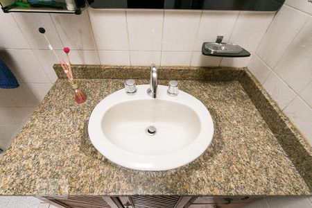 Casa à venda com 250m², 3 quartos e 8 vagasBanheiro Social