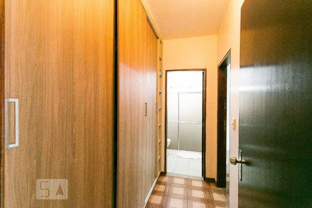 Casa à venda com 250m², 3 quartos e 8 vagasSuíte