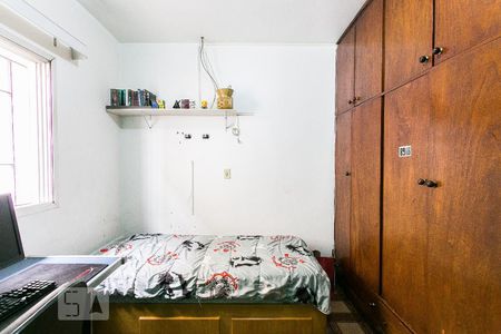 Casa à venda com 250m², 3 quartos e 8 vagasQuarto 2