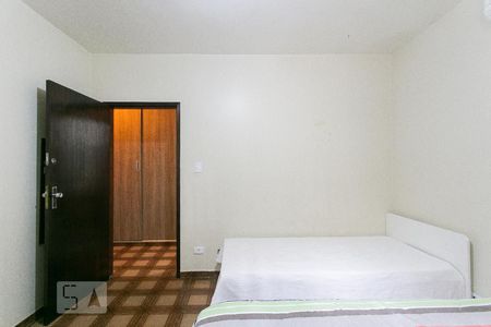 Casa à venda com 250m², 3 quartos e 8 vagasSuíte