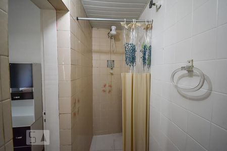 Casa à venda com 45m², 1 quarto e 1 vaga Casa à venda com 45m², 1 quarto e 1 vagaBanheiro