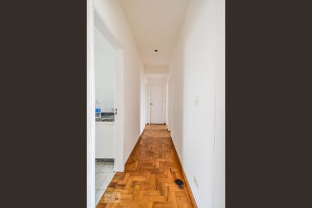 Corredor de apartamento para alugar com 3 quartos, 98m² em Paraíso, São Paulo