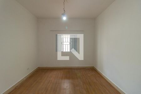 Casa à venda com 240m², 3 quartos e 2 vagas Casa à venda com 240m², 3 quartos e 2 vagasQuarto 3.5