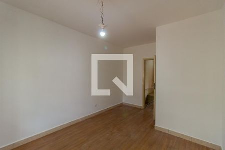 Casa à venda com 240m², 3 quartos e 2 vagas Casa à venda com 240m², 3 quartos e 2 vagasQuarto 3.6