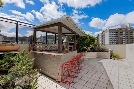 Apartamento à venda com 400m², 4 quartos e 5 vagasChurrasqueira