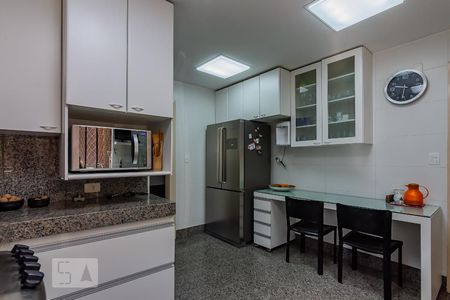 Apartamento à venda com 400m², 4 quartos e 5 vagasCozinha