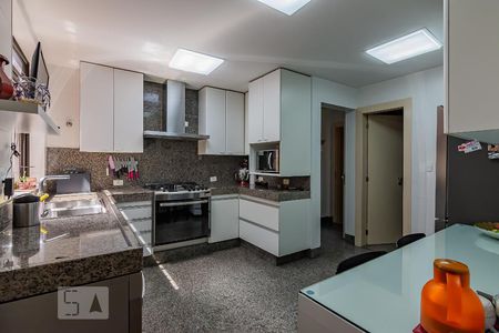 Apartamento à venda com 400m², 4 quartos e 5 vagasCozinha