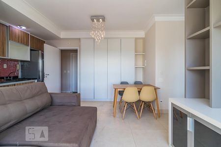 Sala de apartamento para alugar com 1 quarto, 43m² em Melville Empresarial Ii, Barueri